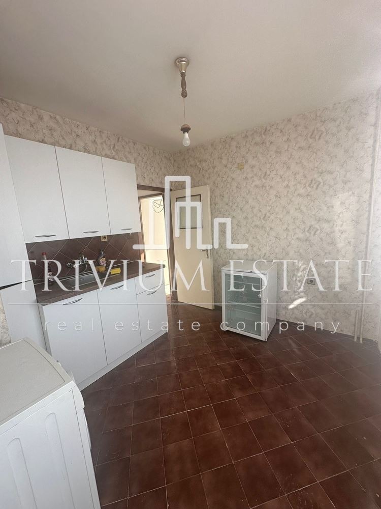 Продава 3-СТАЕН, гр. Пловдив, Каменица 2, снимка 2 - Апартаменти - 54565204