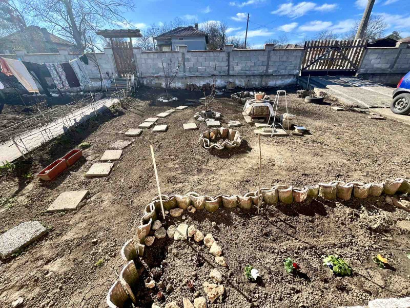 Продава КЪЩА, с. Василево, област Добрич, снимка 15 - Къщи - 52824784