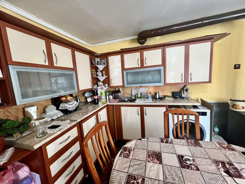 Продава КЪЩА, с. Василево, област Добрич, снимка 3 - Къщи - 52824784