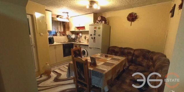 Продава КЪЩА, гр. Варна, Максуда, снимка 3 - Къщи - 53059182