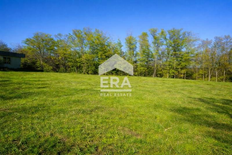 Продава ПАРЦЕЛ, с. Близнаци, област Варна