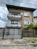 Продава КЪЩА, гр. Перник, Център, снимка 2