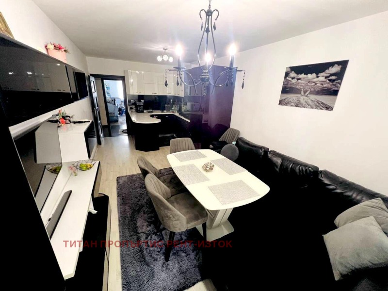 Продава 3-СТАЕН, гр. Бургас, област Бургас