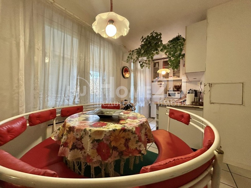 Продава 4-СТАЕН, гр. Варна, Възраждане 4, снимка 4 - Апартаменти - 53045381