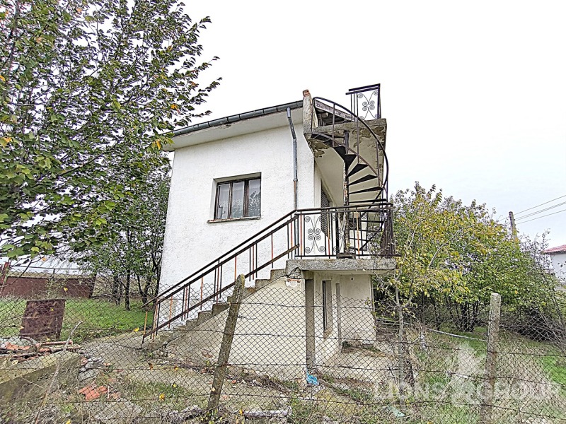 Te koop  Huis Varna , m-t Dobreva tsjesjma , 80 m² | 68935599 - afbeelding [3]