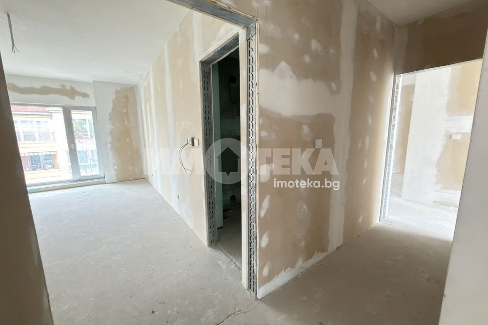 Продава МНОГОСТАЕН, гр. София, Изток, снимка 9 - Апартаменти - 54148605