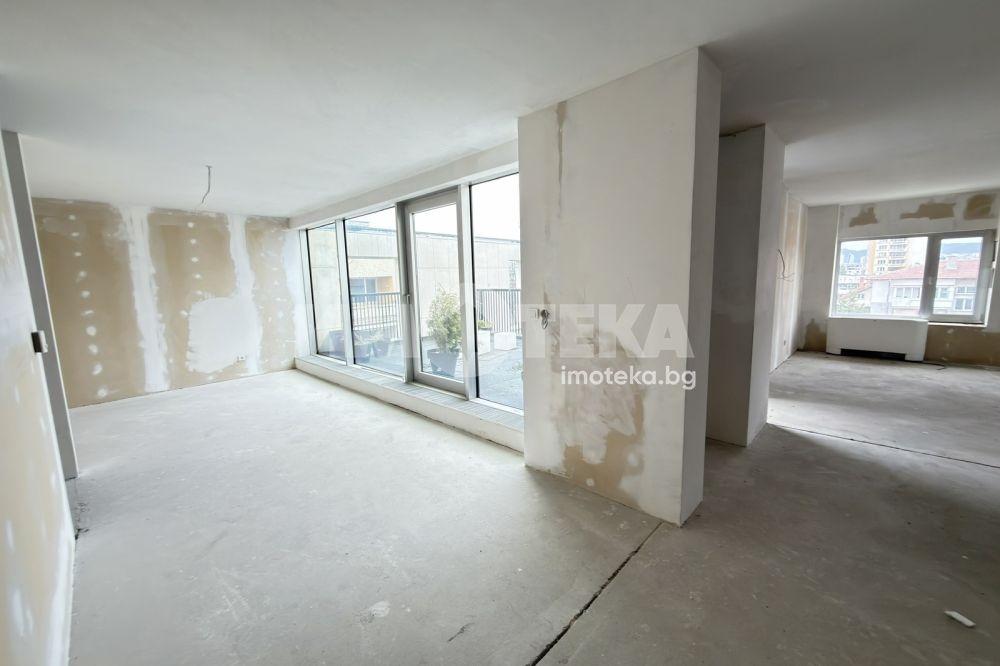 Продава МНОГОСТАЕН, гр. София, Изток, снимка 6 - Апартаменти - 54148605