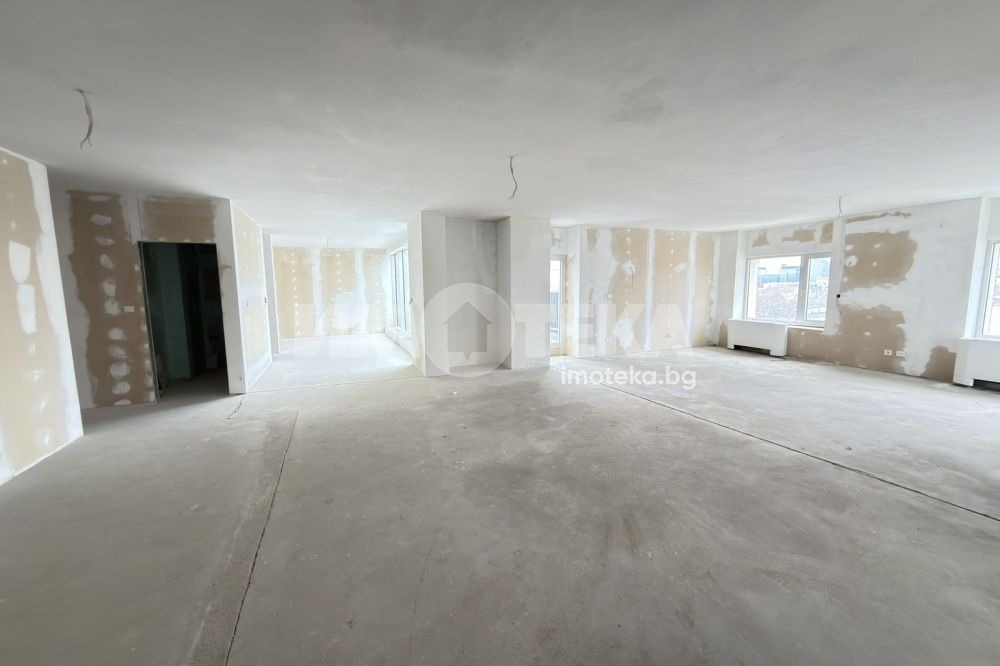 Продава МНОГОСТАЕН, гр. София, Изток, снимка 15 - Апартаменти - 54148605