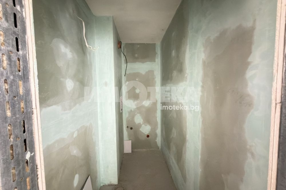 Продава МНОГОСТАЕН, гр. София, Изток, снимка 5 - Апартаменти - 54148605