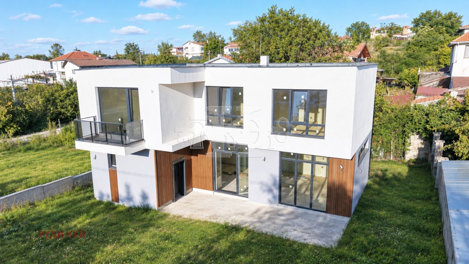 Продава КЪЩА, с. Яребична, област Варна