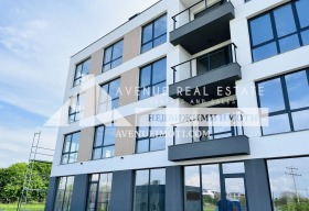 Продава 2-стаен град Пловдив Остромила - [1] 