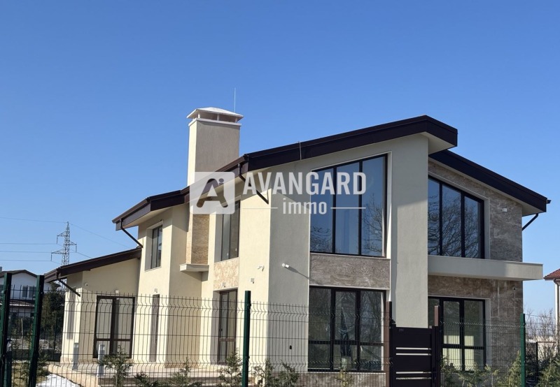 Продава КЪЩА, гр. Варна, област Варна, снимка 2 - Къщи - 53171999