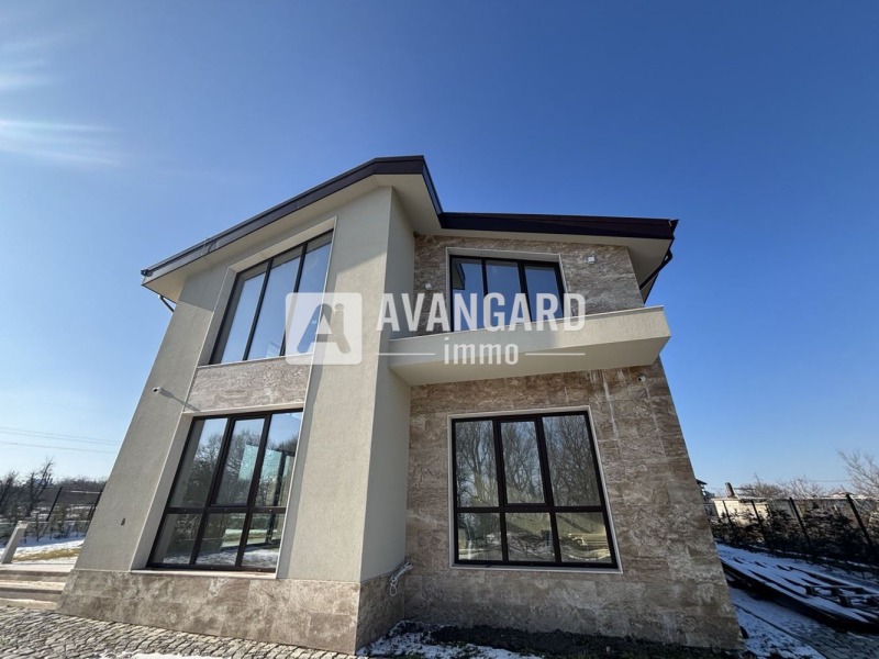 Продава КЪЩА, гр. Варна, област Варна