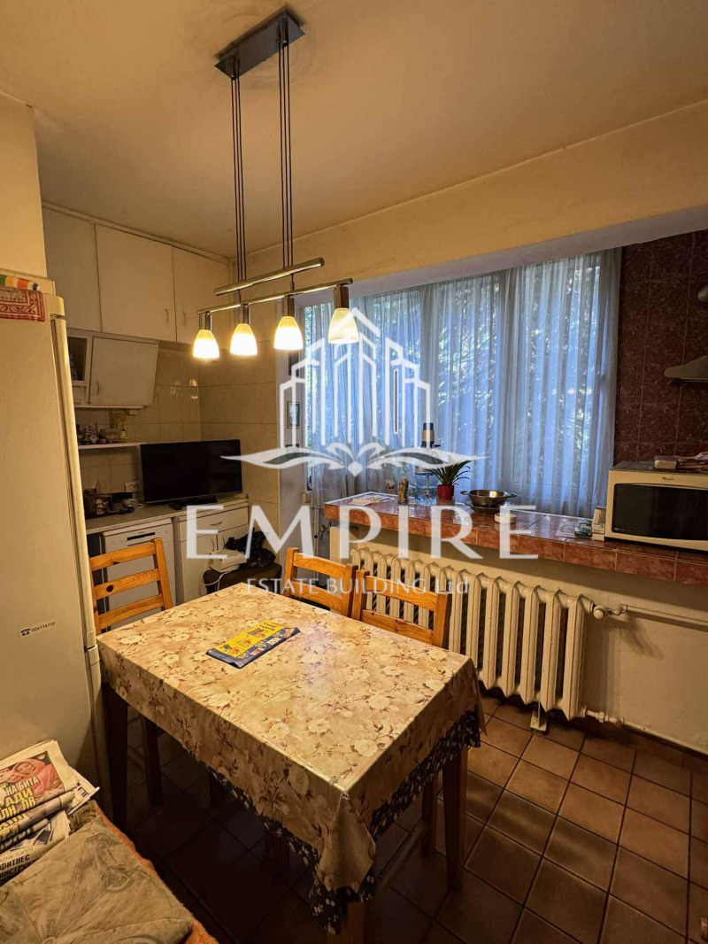 Продава 4-СТАЕН в град София, Гоце Делчев - 87 кв.м / 298 000 € » 582 837.34 лв., ЕМПАЙЪР ЕСТЕЙТ БИЛДИНГ