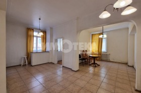 1 Schlafzimmer Doktorski pametnik, Sofia