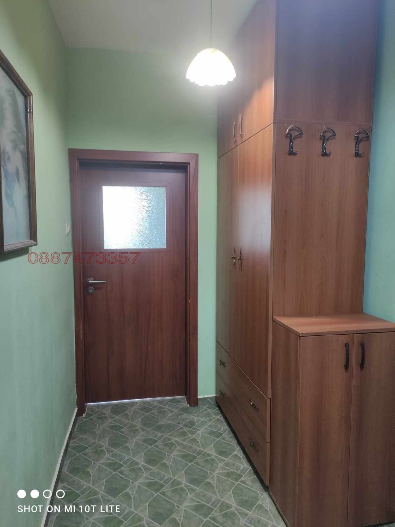 Продава  2-стаен град Монтана , Идеален център , 78 кв.м | 92782353 - изображение [4]