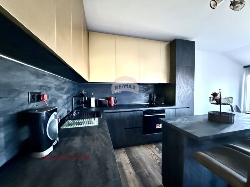 Продава  3-стаен област Добрич , гр. Балчик , 131 кв.м | 57132796 - изображение [6]