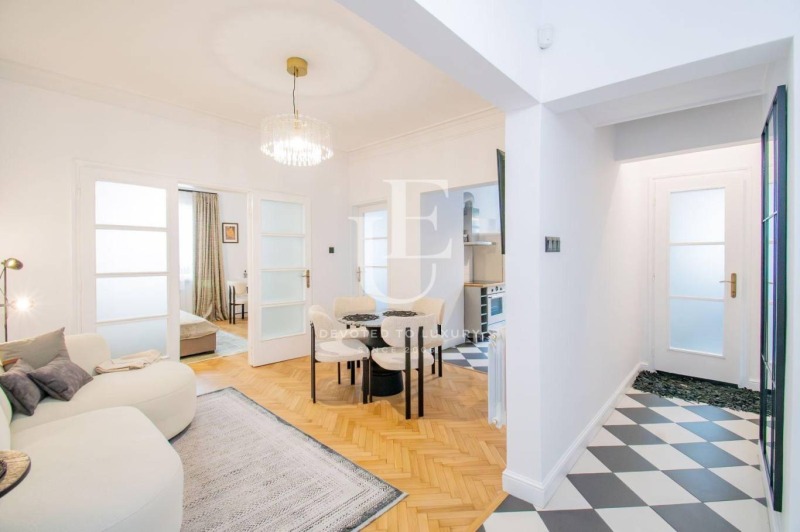 Продава 3-СТАЕН, гр. София, Оборище, снимка 3 - Апартаменти - 53275623