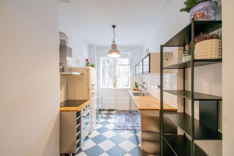 Продава 3-СТАЕН, гр. София, Оборище, снимка 6 - Апартаменти - 53275623