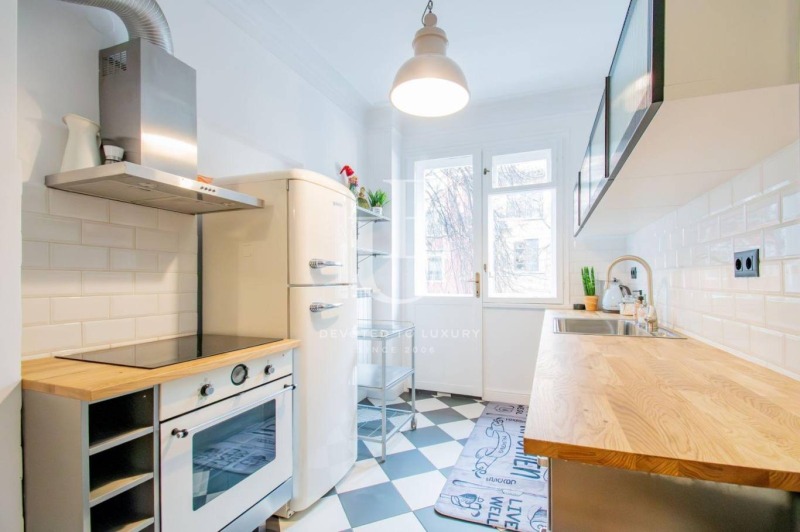 Продава 3-СТАЕН, гр. София, Оборище, снимка 16 - Апартаменти - 53275623