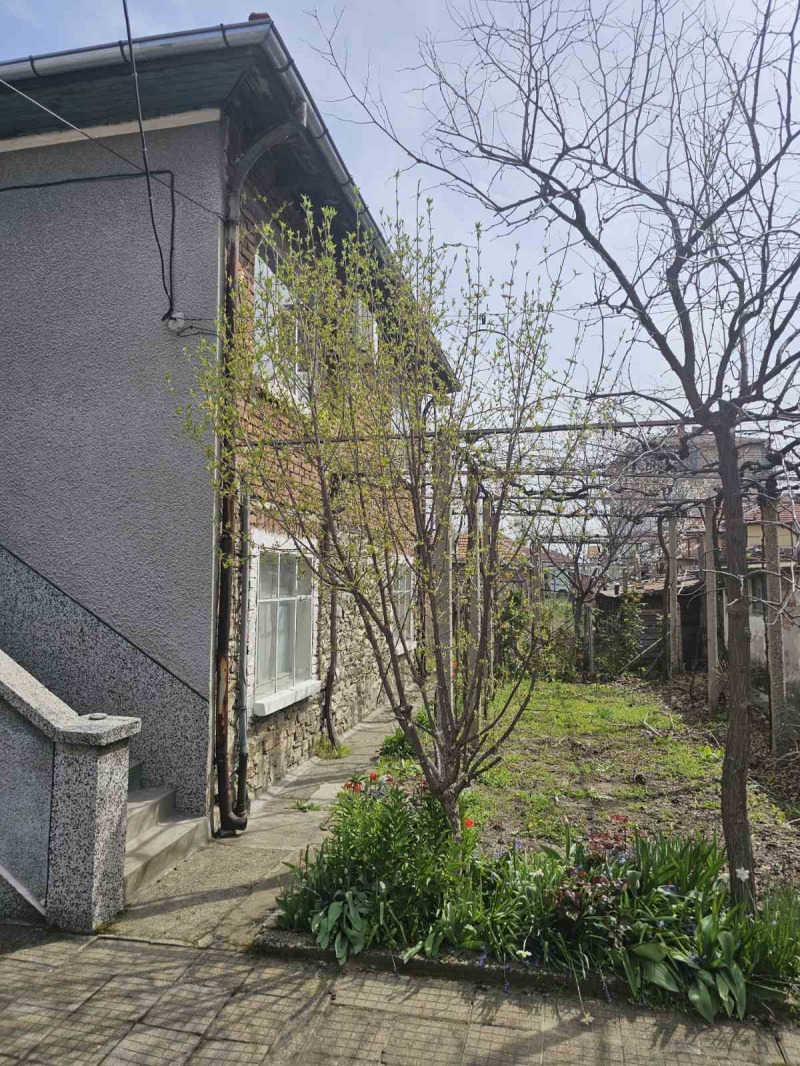 Til salg  Hus Plovdiv , Komatevo , 152 kvm | 37168962 - billede [4]