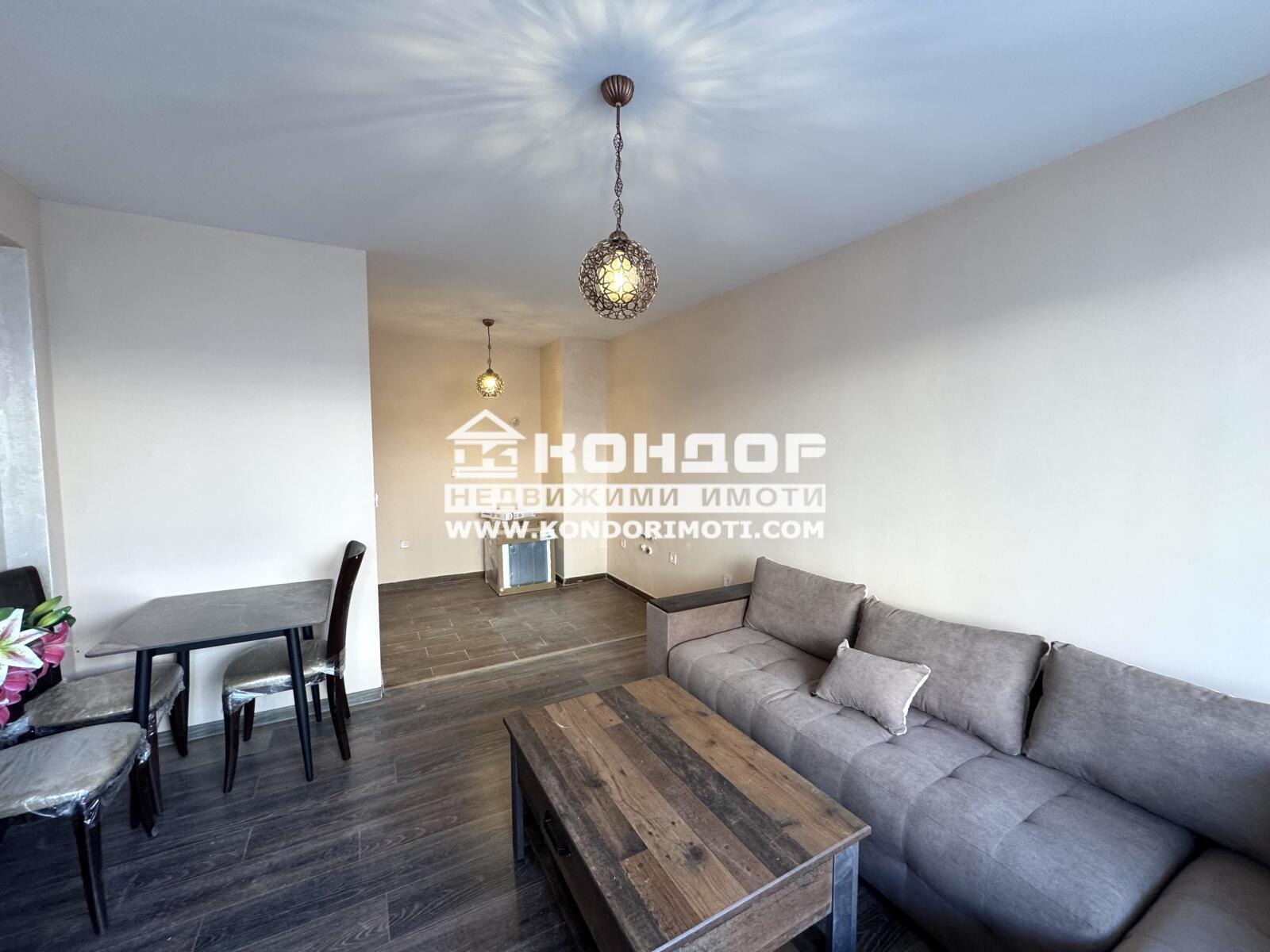 Продава 2-СТАЕН, гр. Пловдив, Христо Смирненски