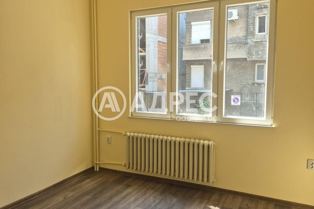 Продава 3-СТАЕН, гр. София, Оборище, снимка 3 - Апартаменти - 53854505