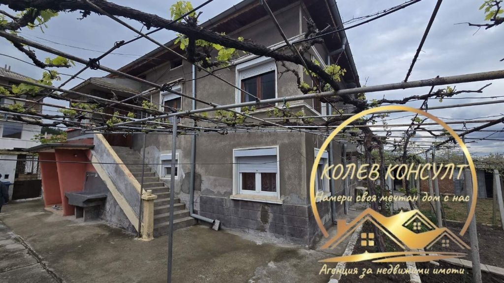 Продава КЪЩА, гр. Димитровград, област Хасково, снимка 2 - Къщи - 54315694