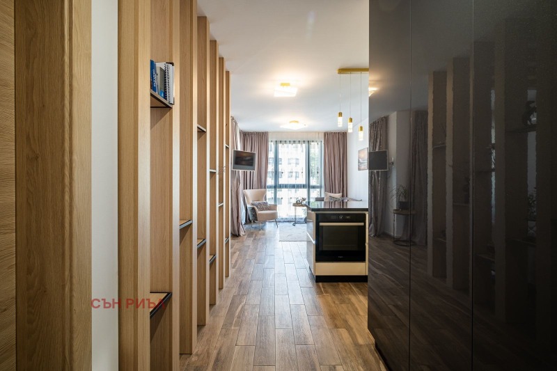 Продава 1-СТАЕН, гр. Варна, к.к. Св.Св. Константин и Елена, снимка 6 - Апартаменти - 53200897