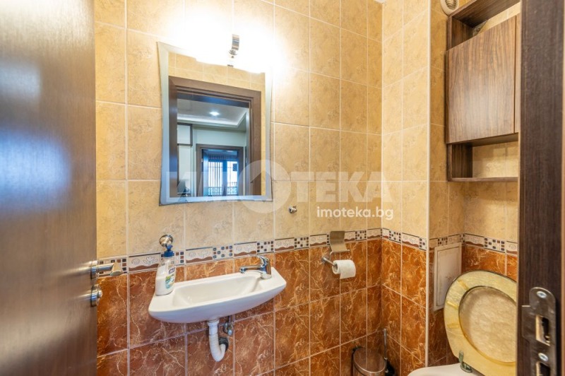 Продава  3-стаен град Варна , Бриз , 140 кв.м | 57109473 - изображение [13]