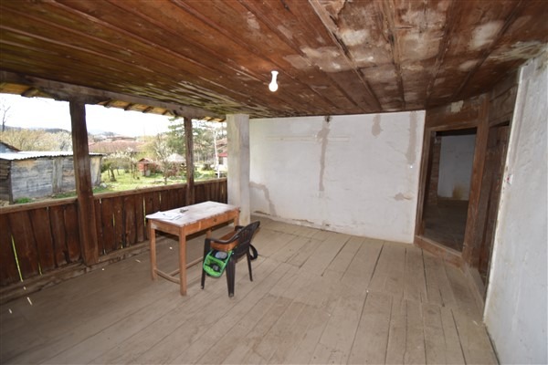 Продава КЪЩА, с. Чакали, област Велико Търново, снимка 6 - Къщи - 54353444