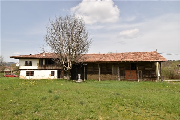 Продава КЪЩА, с. Чакали, област Велико Търново