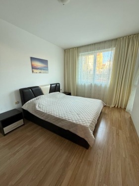 1 quarto k.k. Slantchev briag, região Burgas 3