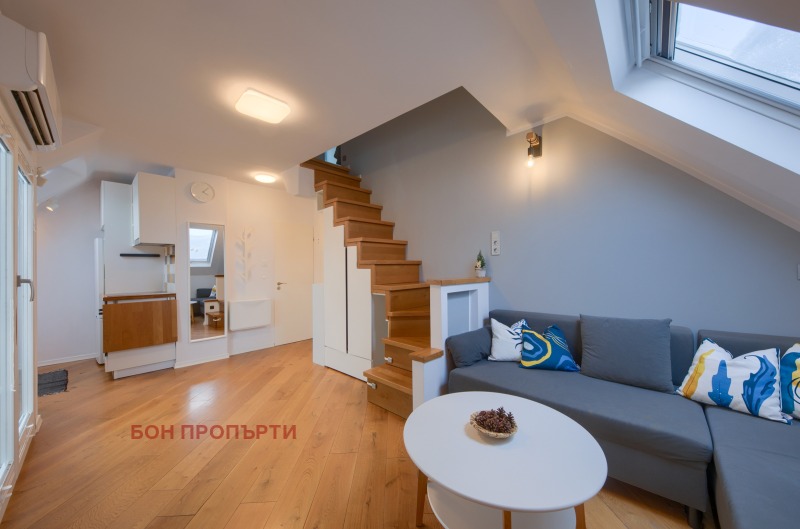 Продава 2-СТАЕН, гр. София, Гео Милев