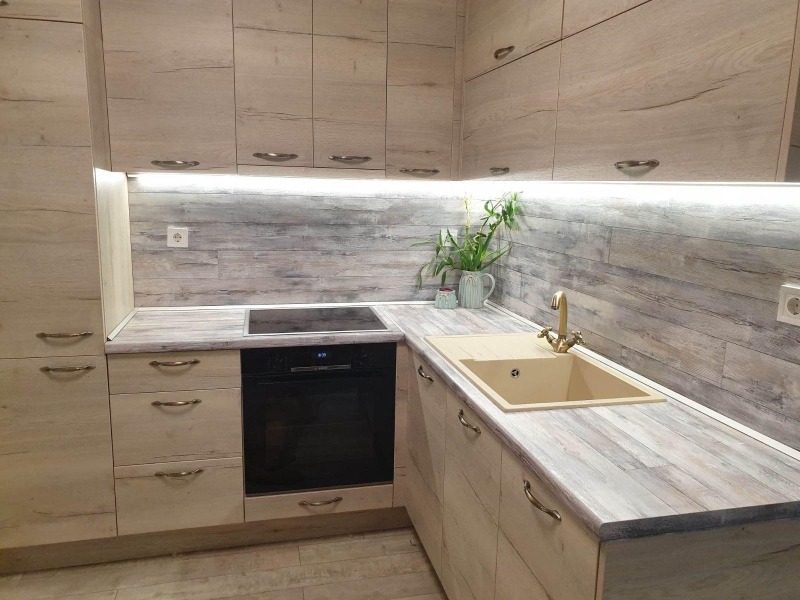 Продава  3-стаен град Бургас , Лазур , 61 кв.м | 38990570 - изображение [5]