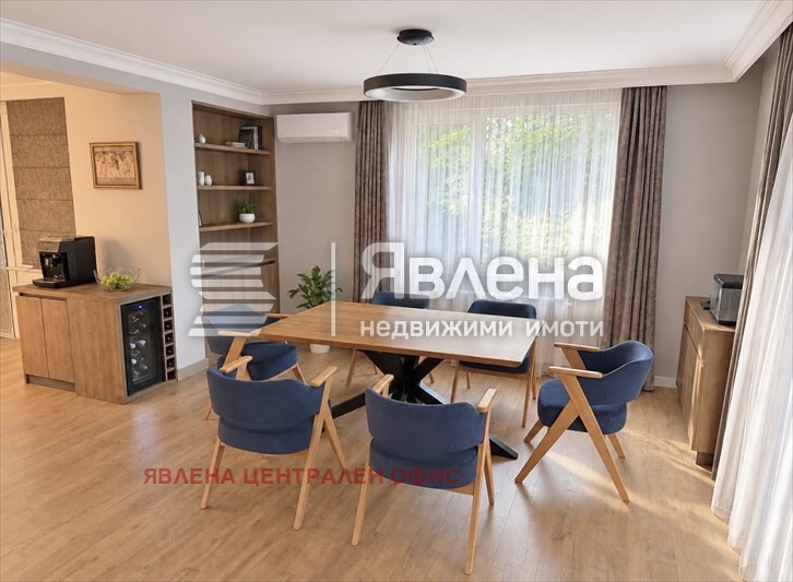 Продава 4-СТАЕН, гр. София, Иван Вазов, снимка 3 - Апартаменти - 56109462
