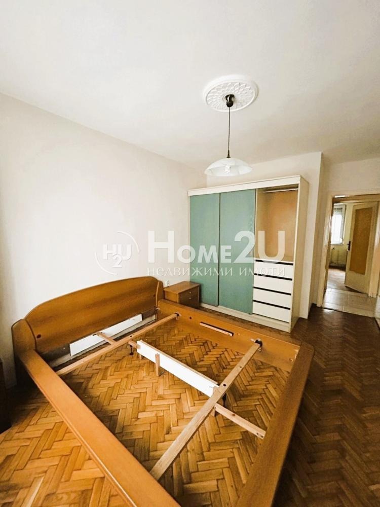 Продава МНОГОСТАЕН, гр. Бургас, Център, снимка 6 - Апартаменти - 54233635