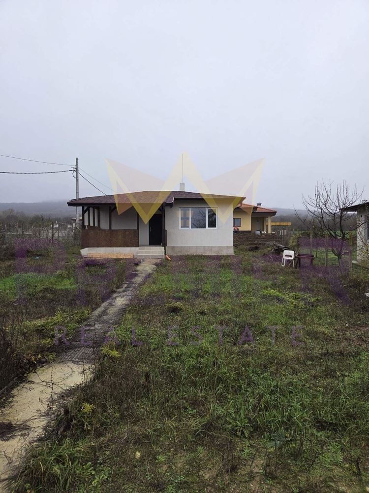 Продава КЪЩА, с. Осеново, област Варна, снимка 8 - Къщи - 53229518