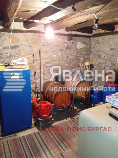 Продава КЪЩА, с. Изгрев, област Бургас, снимка 11 - Къщи - 56510205
