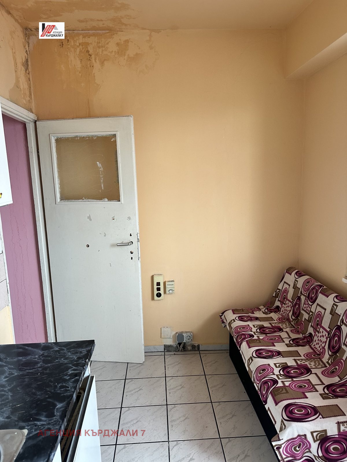 Продава 2-СТАЕН, гр. Кърджали, Възрожденци, снимка 10 - Апартаменти - 55229088