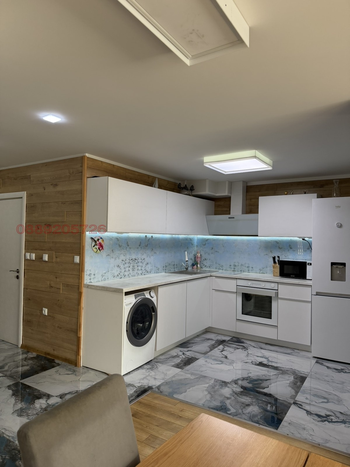 Продава 4-СТАЕН, гр. Русе, Широк център