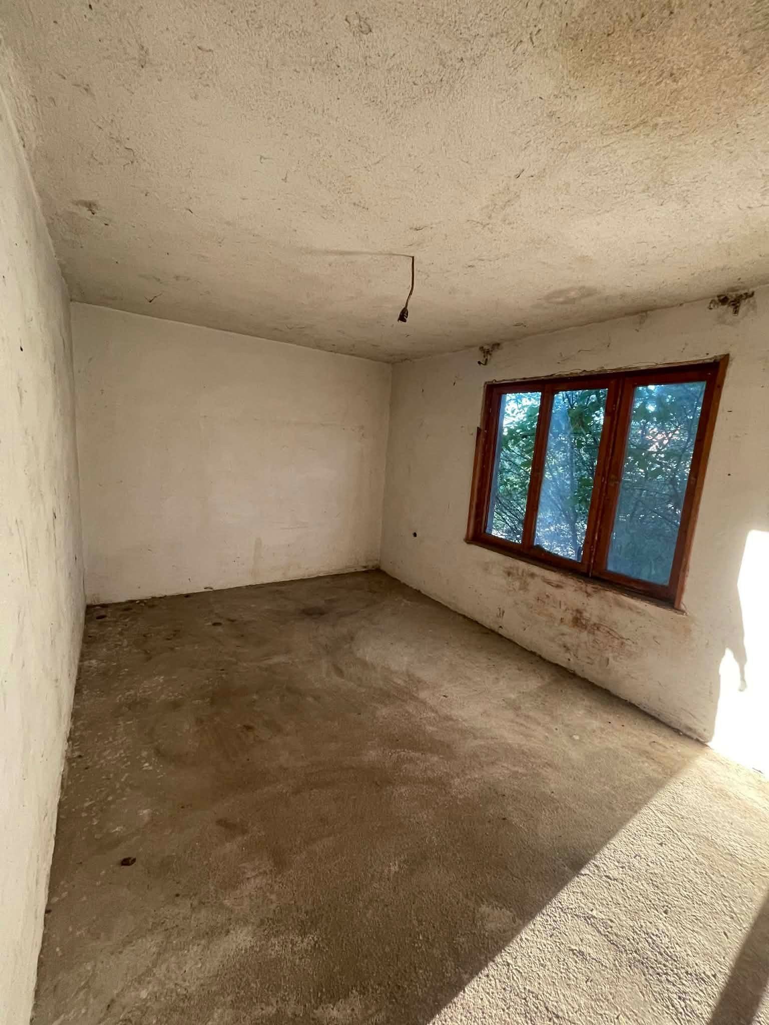 Продава КЪЩА, гр. Брезово, област Пловдив, снимка 2 - Къщи - 53875462