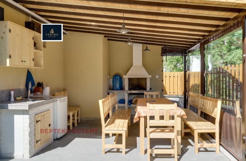 Продава КЪЩА в област Габрово, гр. Трявна - 435 кв.м / 780 000 € » 1 525 547.40 лв., ВЕРТЕКС ЕСТЕЙТ