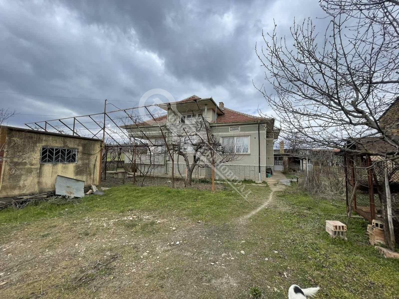 Продава КЪЩА в област Велико Търново, гр. Долна Оряховица - 341 кв.м / 118 500 € » 231 765.86 лв., ИМОТИ ТЪРНОВГРАД