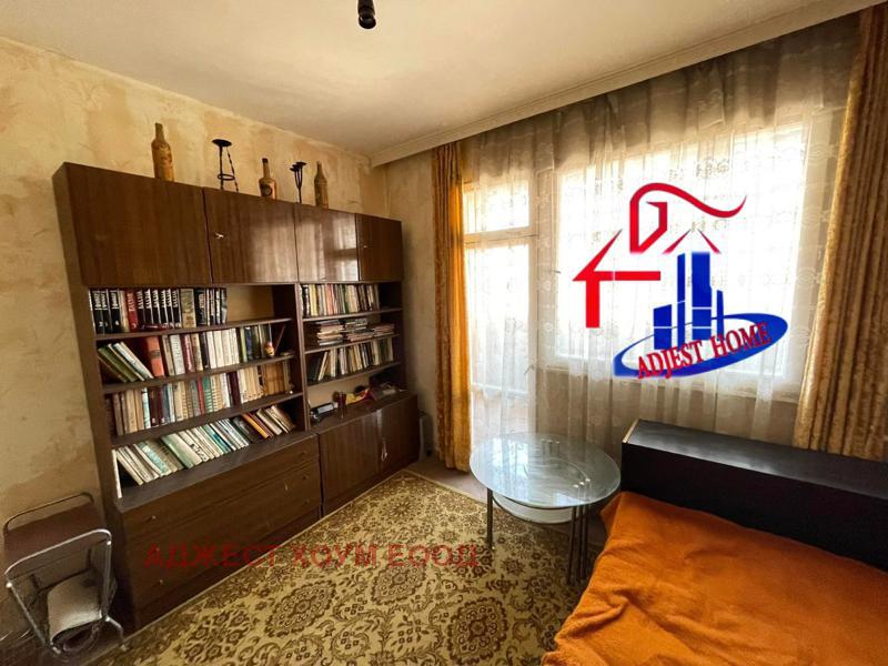 Продава 4-СТАЕН, гр. Шумен, Еверест, снимка 3 - Апартаменти - 55591710