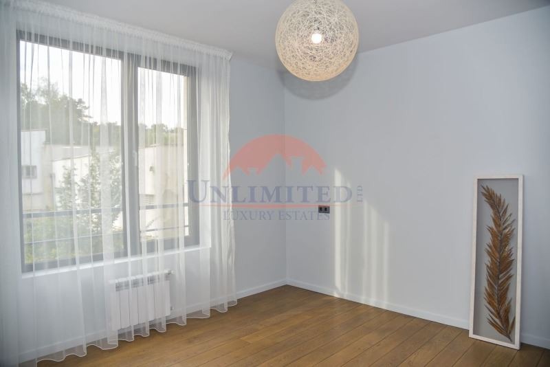 À vendre  3 chambres Sofia , Izgrev , 207 m² | 93521156 - image [7]