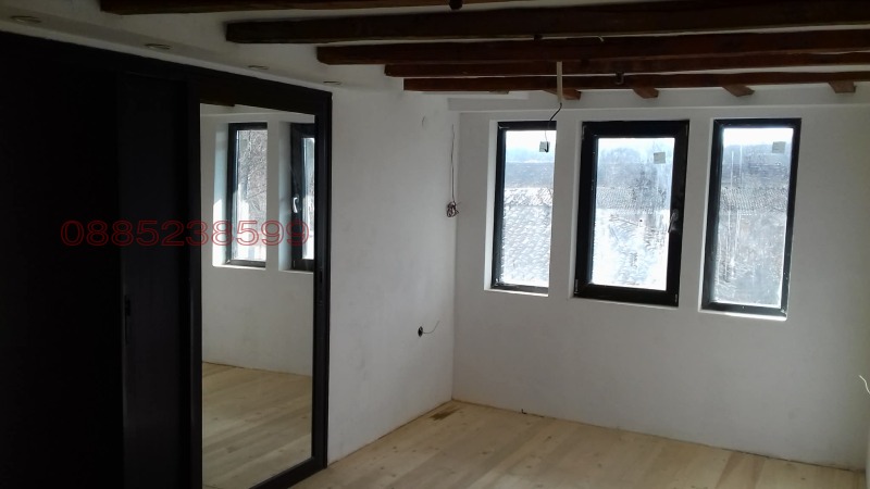 Продава КЪЩА, с. Церова кория, област Велико Търново, снимка 10 - Къщи - 53479629