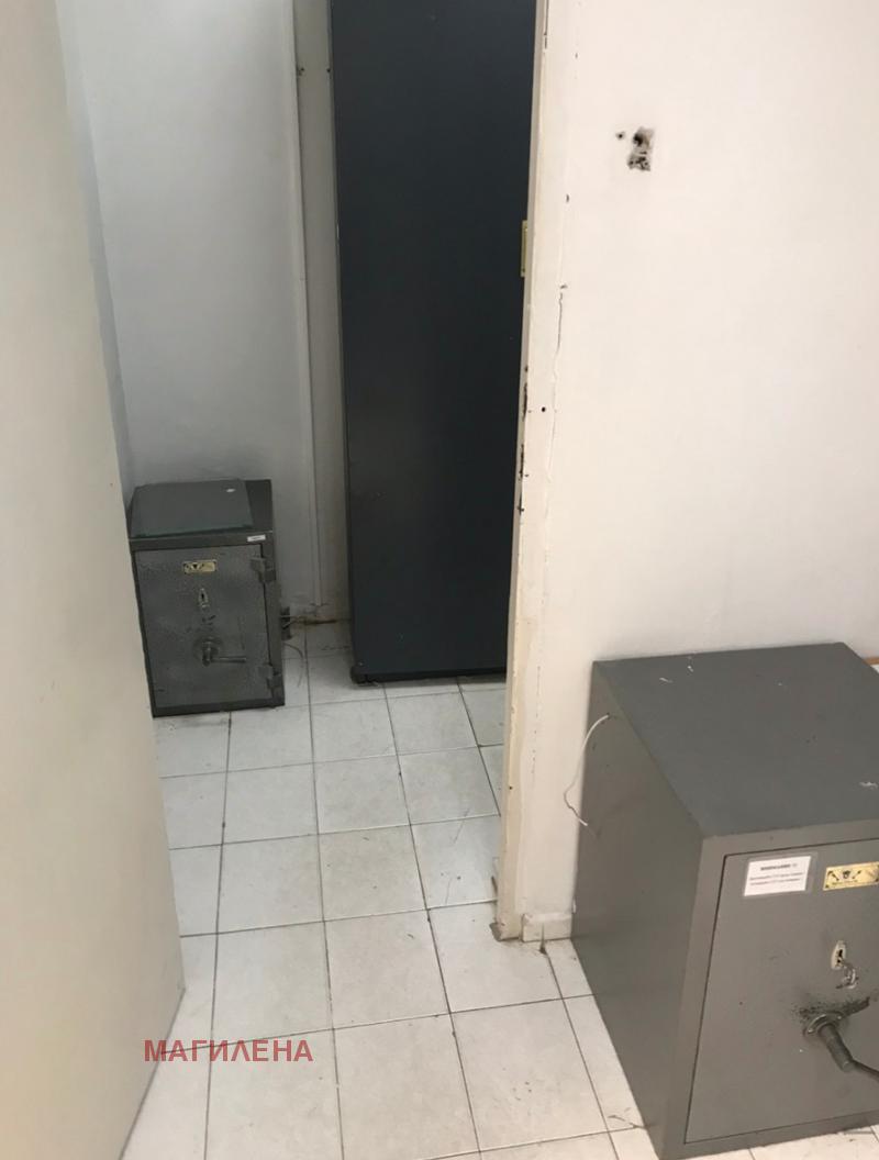 Продава МАГАЗИН, гр. Пловдив, Център, снимка 9 - Магазини - 53182752