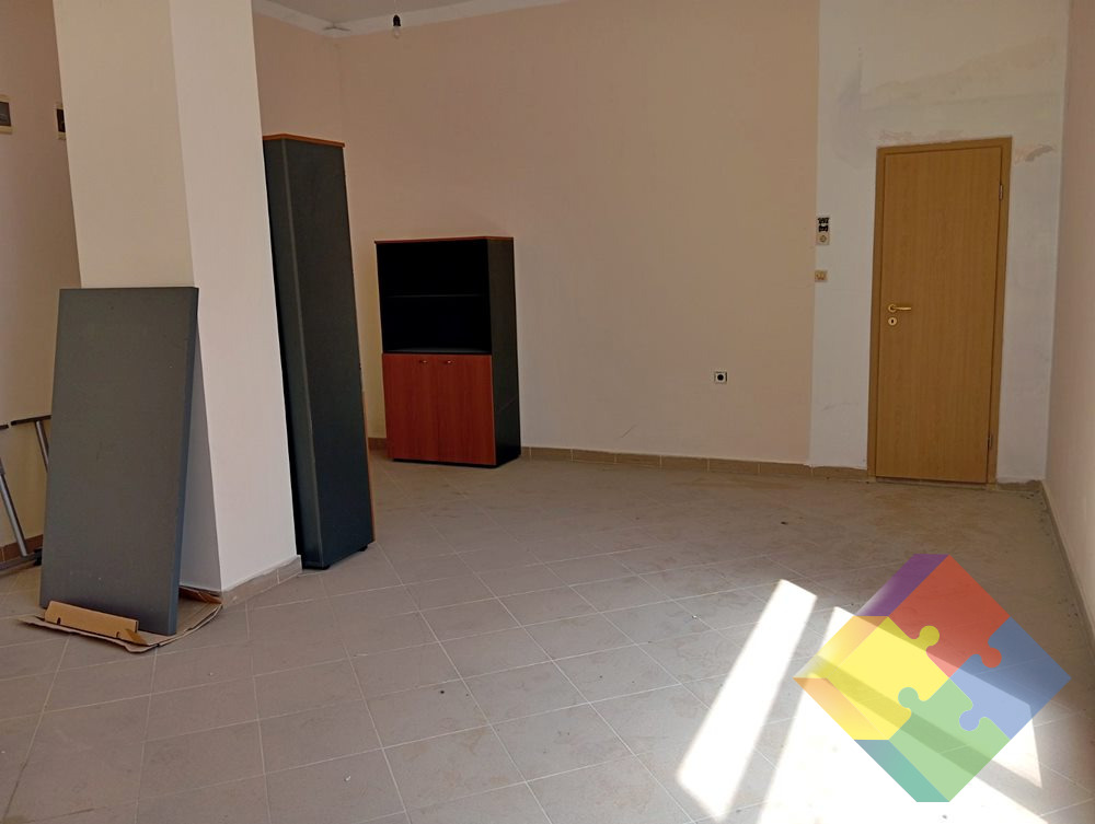 Продава МАГАЗИН, гр. Варна, Операта, снимка 6 - Магазини - 54777826