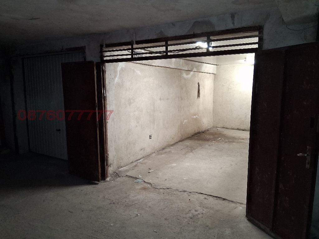 Продава ГАРАЖ, ПАРКОМЯСТО, гр. София, Лозенец, снимка 4 - Гаражи и паркоместа - 53752560